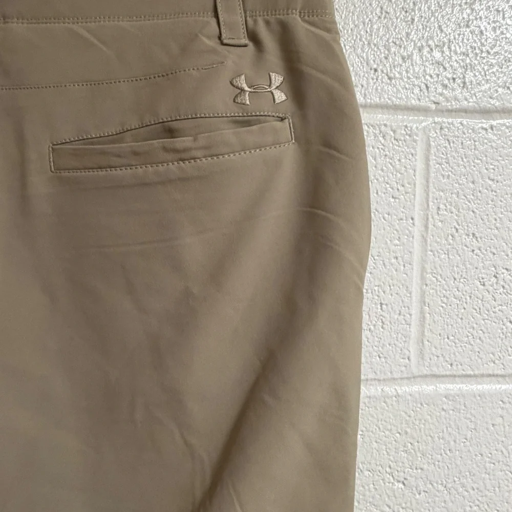 Under Armour Mens Performance Golf Chino Pants 34x32 Khaki Stretch Techwear Gorp